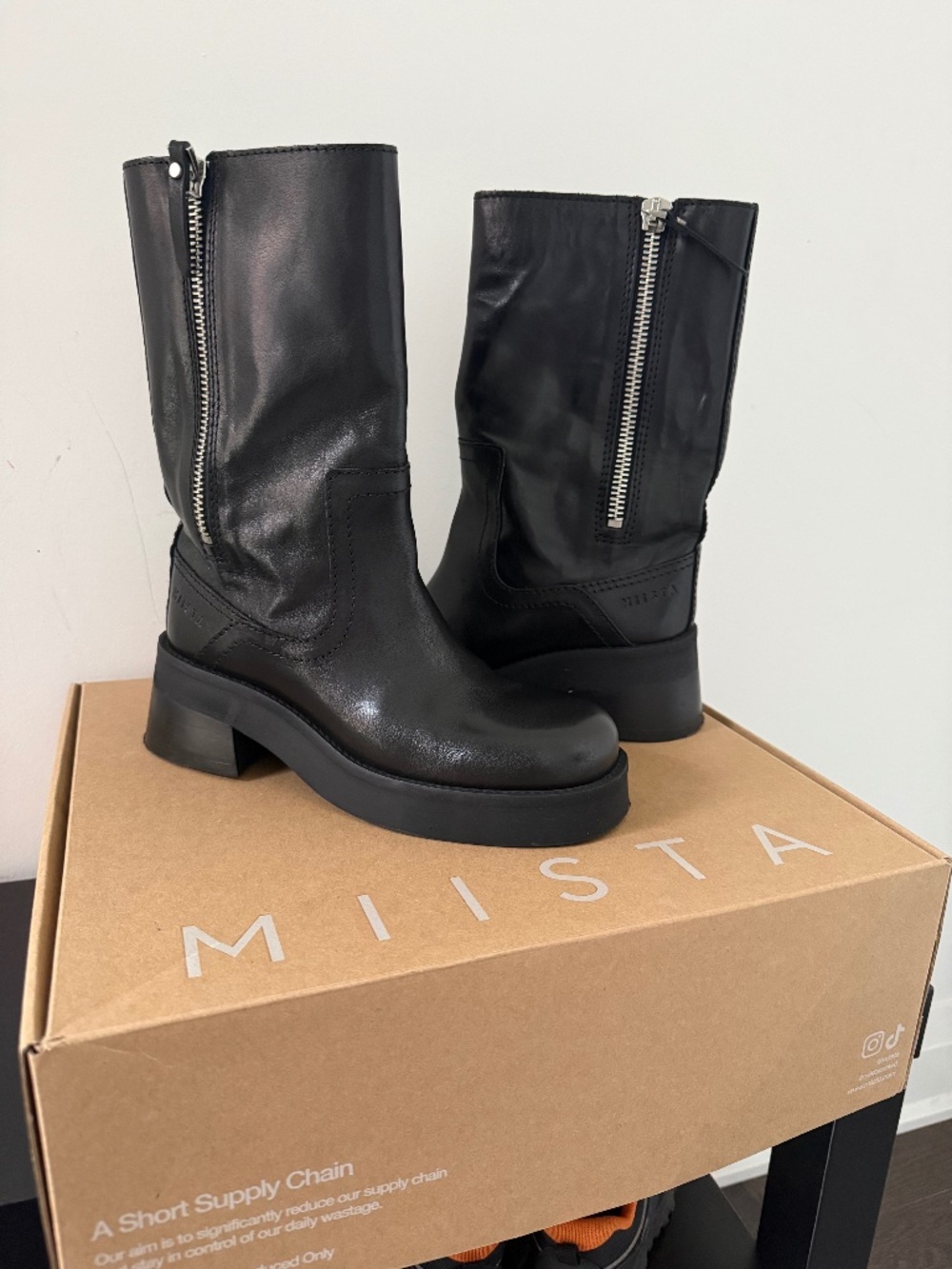 Miista Gunda Zip-Detail Leather Boots